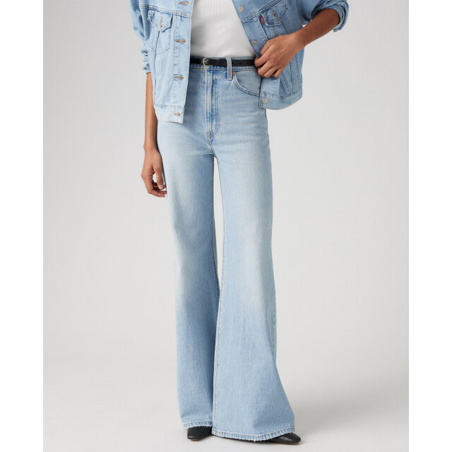 Levi's Ribcage bells sits well together A7503-0021 large