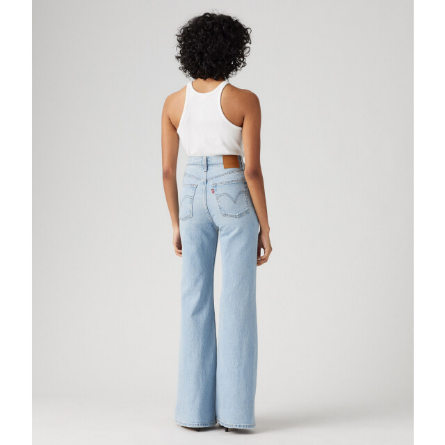Levi's Ribcage bells sits well together A7503-0021 large