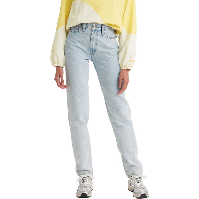 Levi's 80s mom jean don