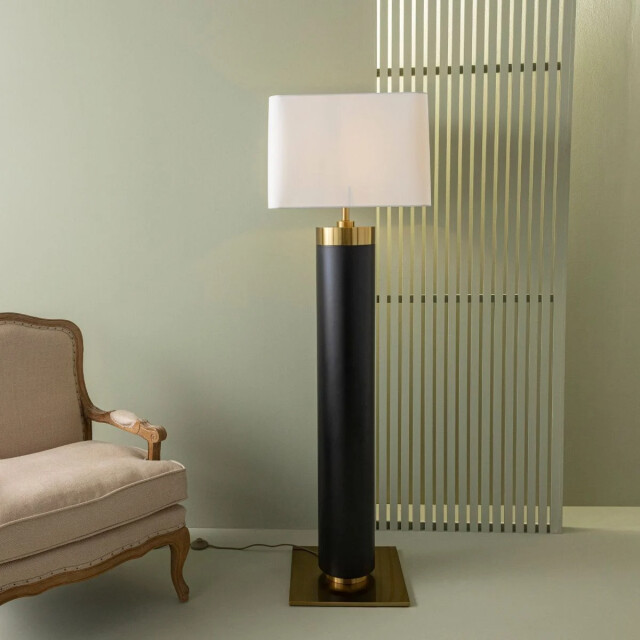 Signature Staande lamp in zwart metaal met gouden afwerking h165 cm vendome 2981034 large
