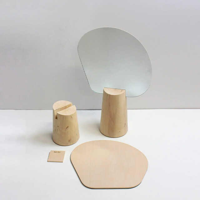 CaliCosy Spiegel op houten voetstuk van massief lindehout l35,5 cm 2931689 large