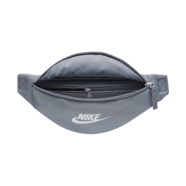 Nike Erfgoed heuptas UTMR1630_grey large