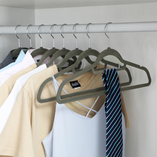 CaliCosy Set van 20 antislip fluweel hangers met draaibare haken 2929379 large