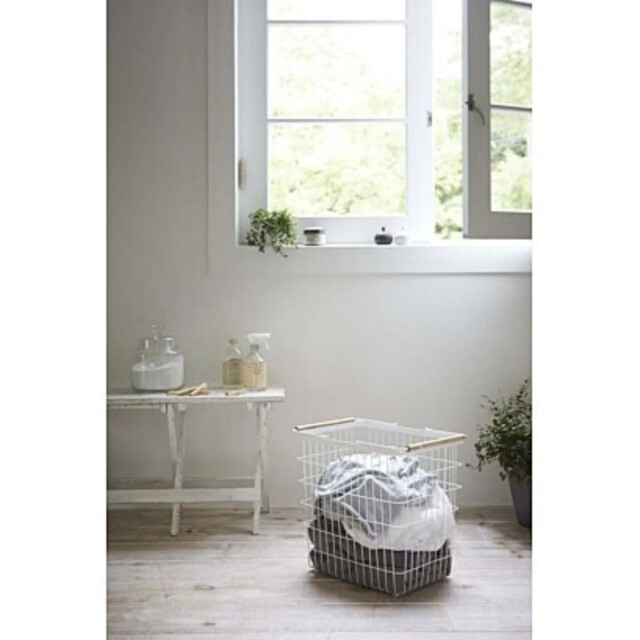 CaliCosy Wasmand wit metaal met houten handvatten h38.5cm 2929542 large
