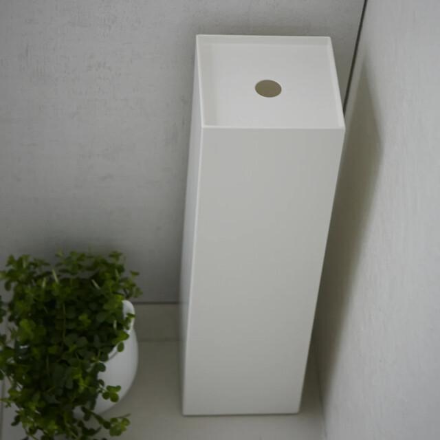 CaliCosy Toiletpapierhouder van metaal h38,5 cm 2936701 large