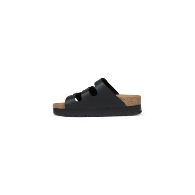Birkenstock Women slippers Birkenstock      Women Slippers large