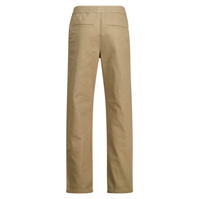 America Today Pitt jr 3122002321 557 large