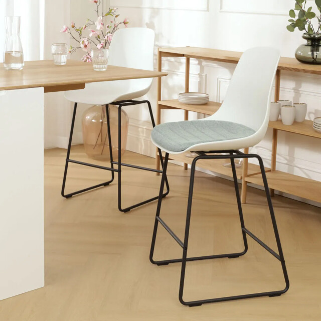 Nolon Nino-liv barkruk met zacht groen zitkussen zwart onderstel 75 cm 2027457 large