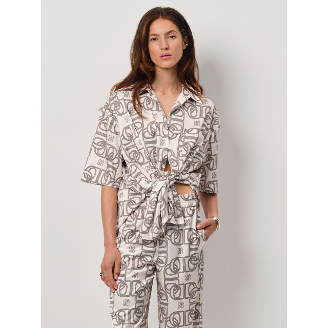 Dante 6 D6 peju logo printed long blouse D6 Peju Logo Printed Long Blouse/Butter Cream 1175 large