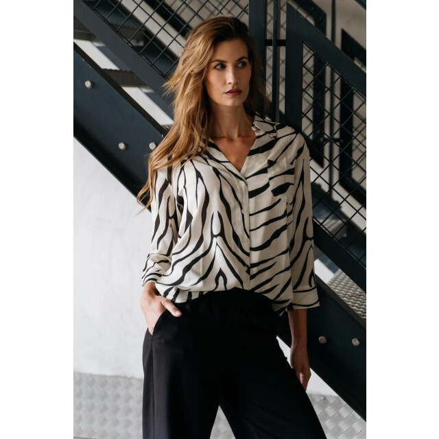MAICAZZ Sp25.20.006 mala blouse veines SP25.20.006 large