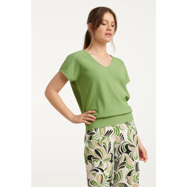 Smashed Lemon 25120 top licht stretchy crinkle v-hals | 25120-500-M large