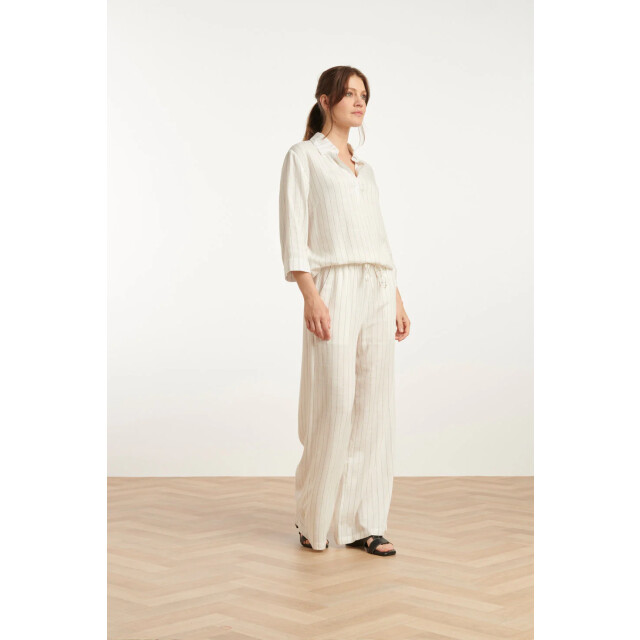 Smashed Lemon 25129 te pinstripe linnen top met v-hals | 25129-000-999 large