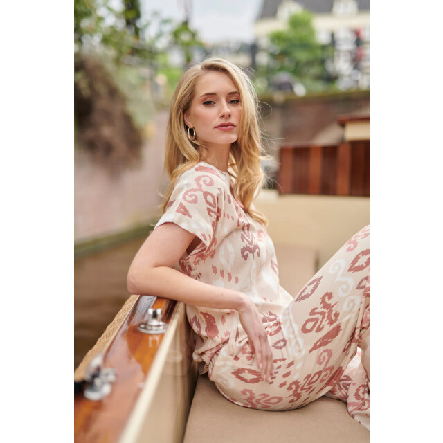 Smashed Lemon 25045 v-hals paneel top met een groot aztec print in 25045-720-998 large