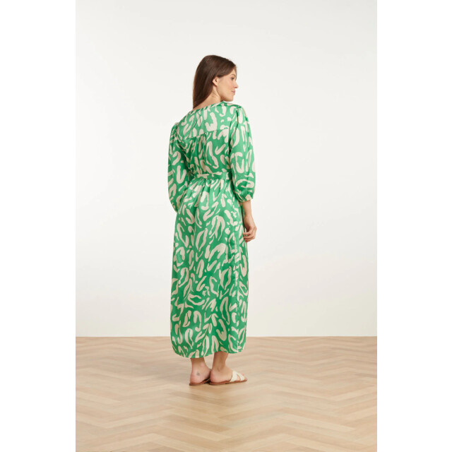 Smashed Lemon 25082 satin maxi jurk met groene en witte dierenprint 25082-530-000 large