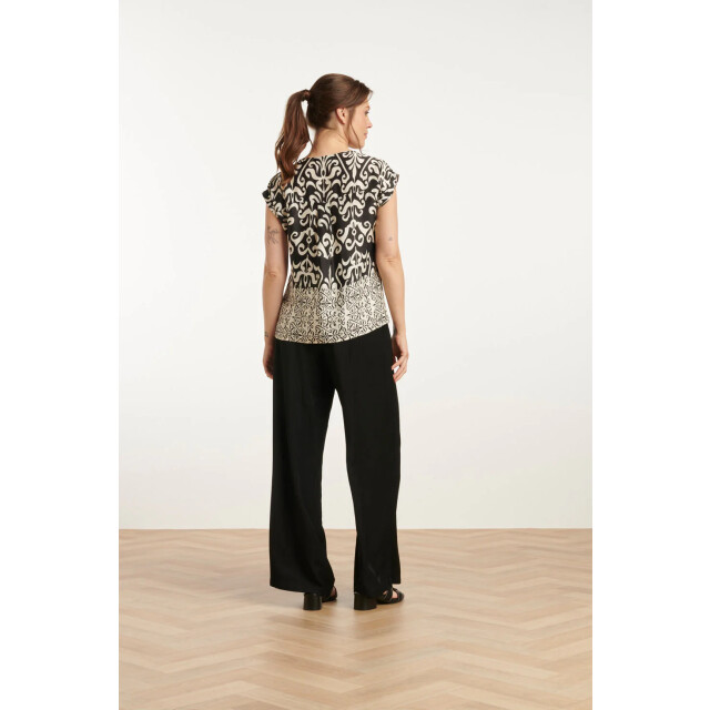 Smashed Lemon 25088 -te satijnen top met ornamentenprint | 25088-010-999 large