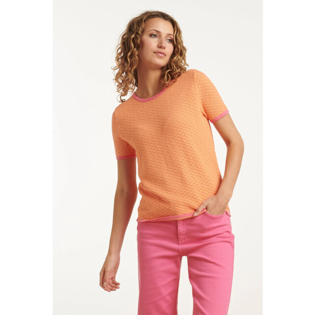 Smashed Lemon 25096 peach knitted top met contrasterende rand | 25096-210-420 large