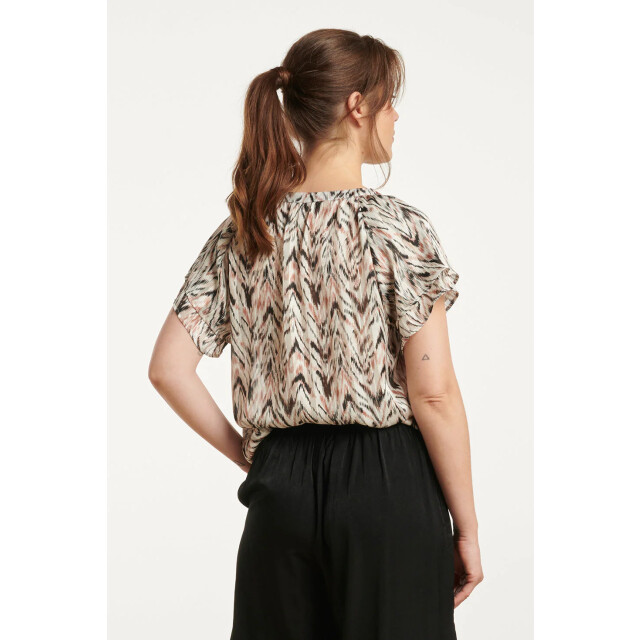 Smashed Lemon 25079 chiffon top met grafisch zigzag print, | 25079-010-998 large