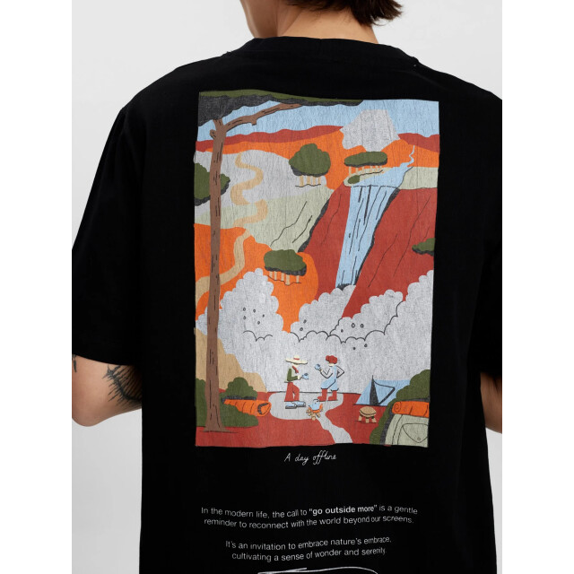 Anerkjendt 901973 akkikki go outside more ss tee 0000 caviar 901973 large