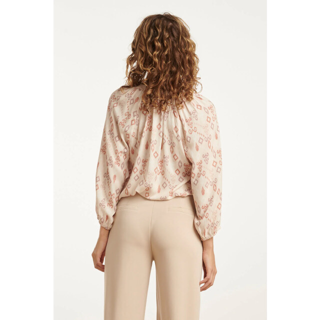 Smashed Lemon 25043 v-hals blouse met aztec printnude tinten | 25043-720-998 large