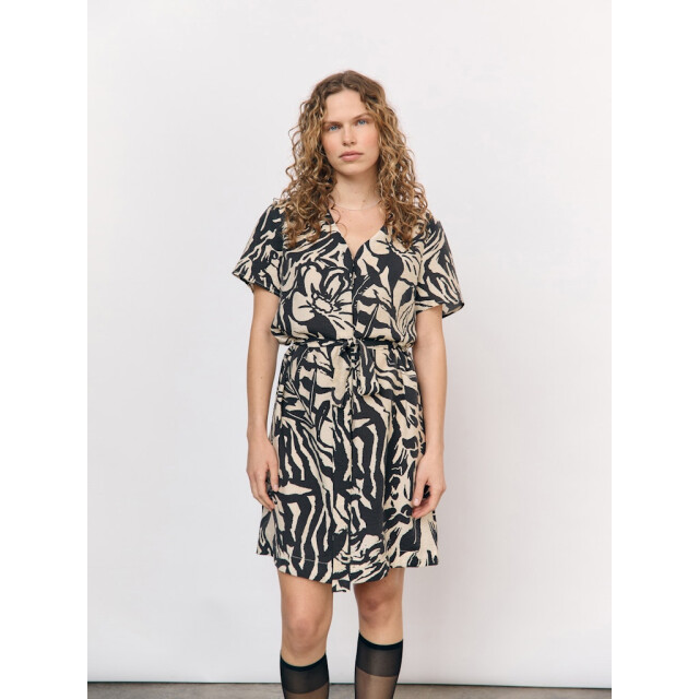 Object objkarina s/s re short dress noos 23045927 sandshell 06311.820.0013 large
