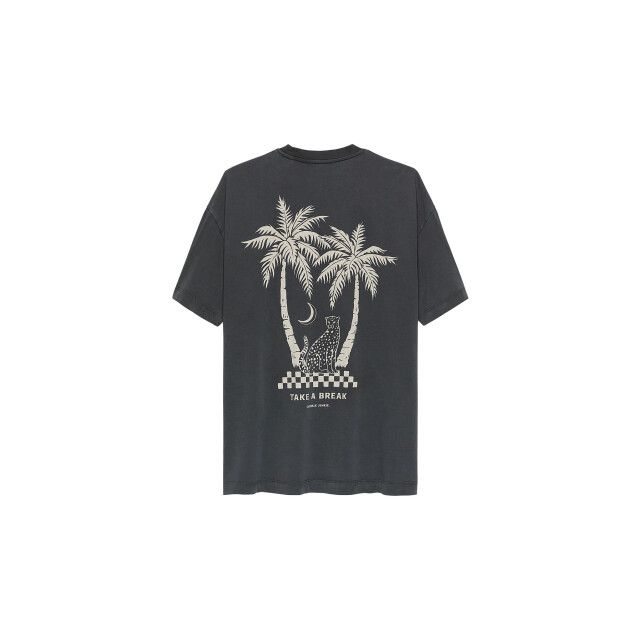 Catwalk Junkie 2502020220 oversized graphic tshirt 2502020220 Oversized graphic Tshirt large