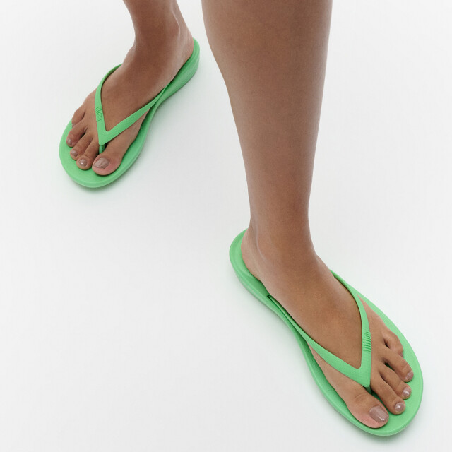 FitFlop Iqushion ergonomic flip-flops tpu E54 large