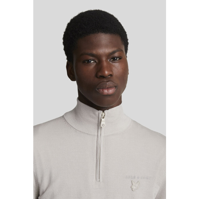 Lyle and Scott Tonal eagle merino quarter zip jumper 136.81.0018 large