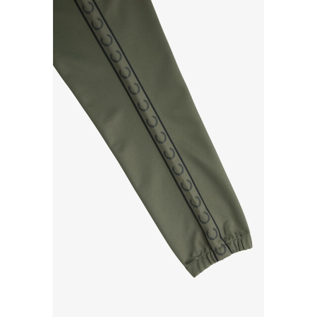 Fred Perry Contrast tape trackpant 154.40.0072 large