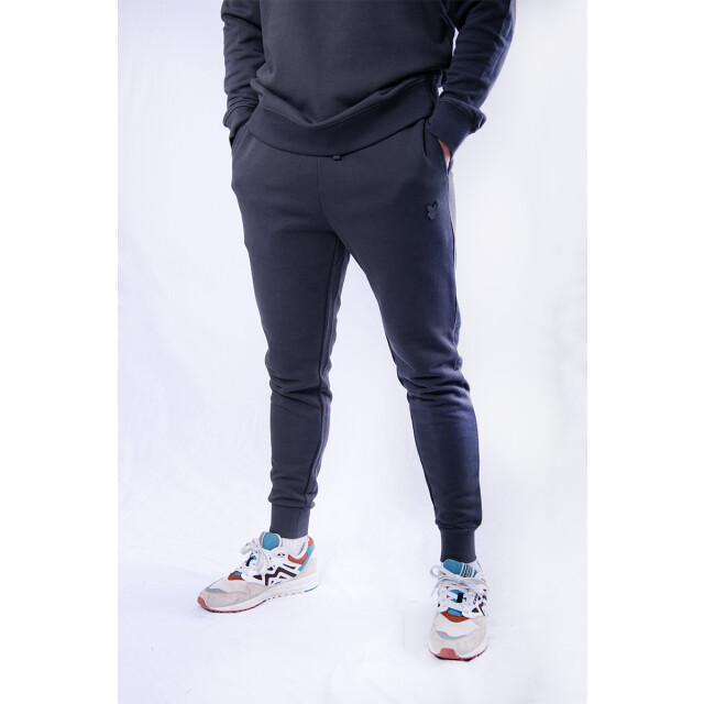 Lyle and Scott Tonal eagle skinny sweatpant 154.20.0071 large