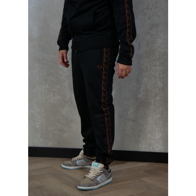 Fred Perry Contrast tape trackpant 154.10.0310 large