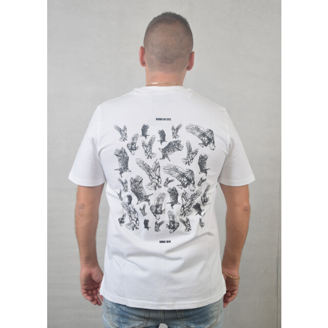 Lyle and Scott Scattered eagles graphic t-shirt 100.00.1003 large