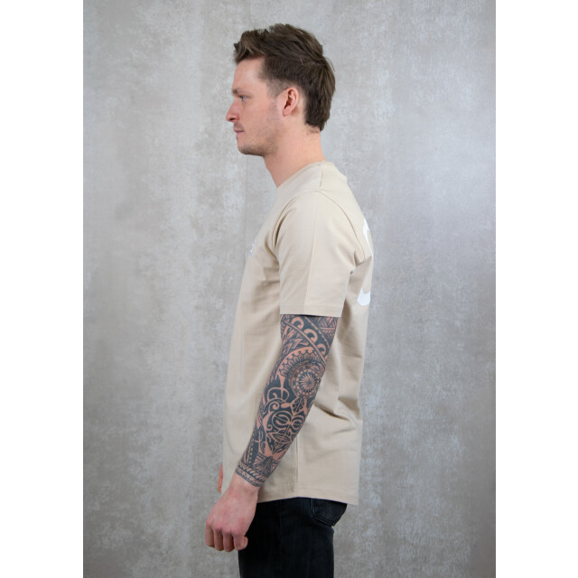 Off The Pitch Fullstop slim fit tee 100.81.0190 large