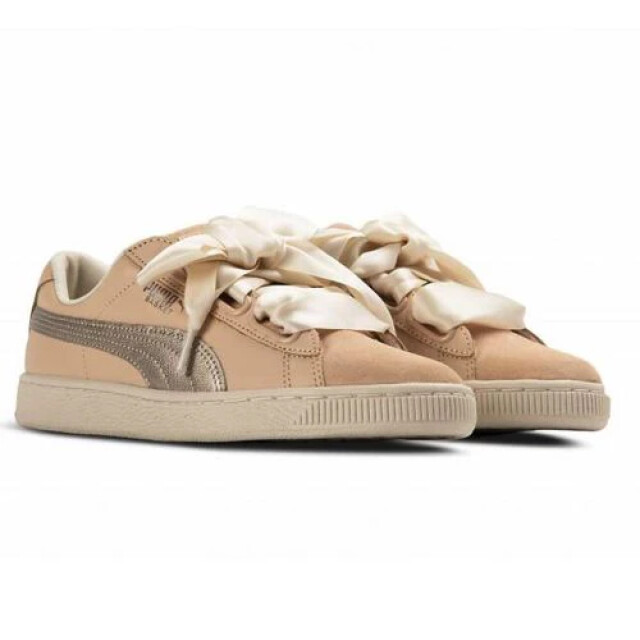 Puma Basket heart up w 364955-01 large