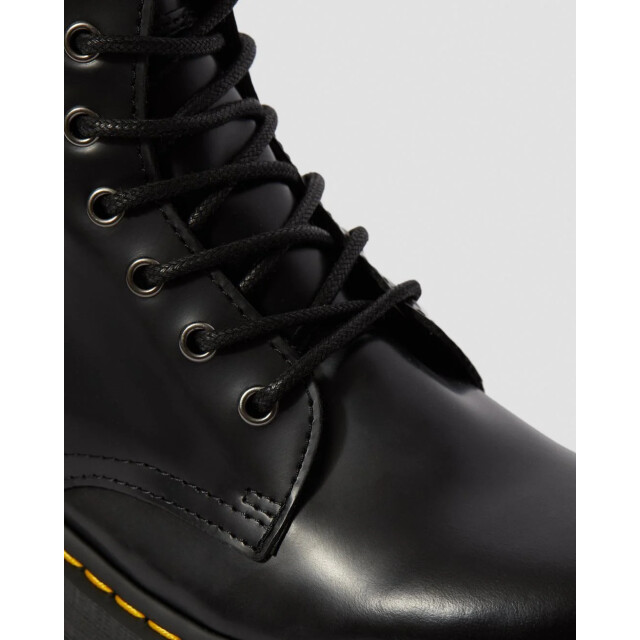 Dr. Martens Jadon 15265001 large