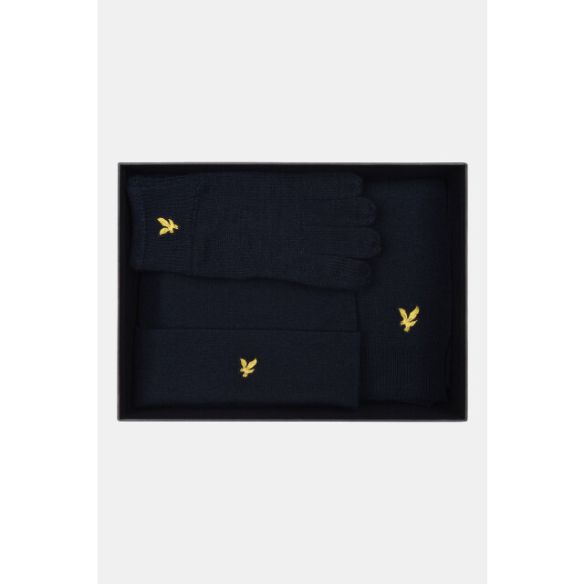 Lyle and Scott Checked scarf and beanie gift set 195.30.0030 large