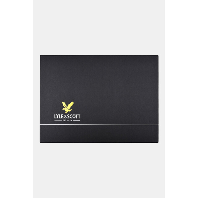 Lyle and Scott Checked scarf and beanie gift set 195.30.0030 large