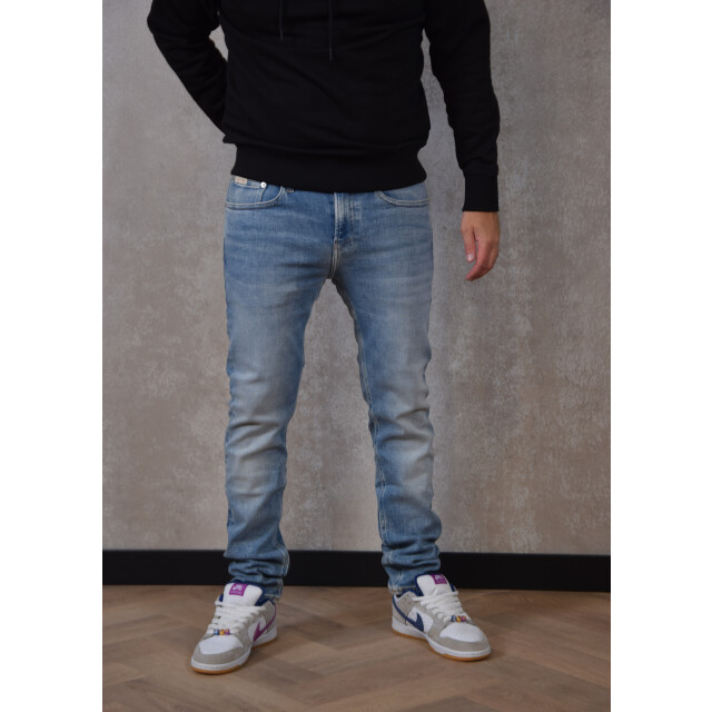 Calvin Klein Skinny fit 150.30.0829 large