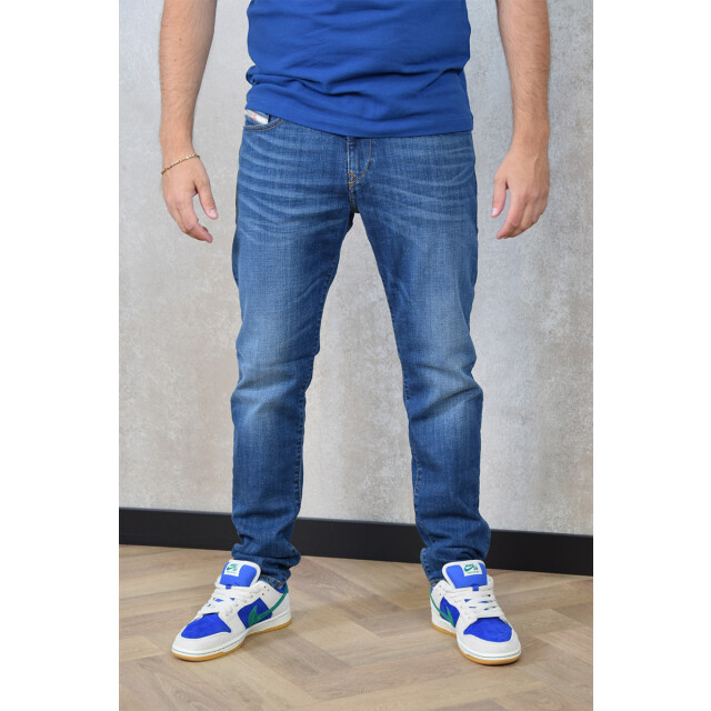 Diesel D-strukt tapered fit 150.30.0820 large