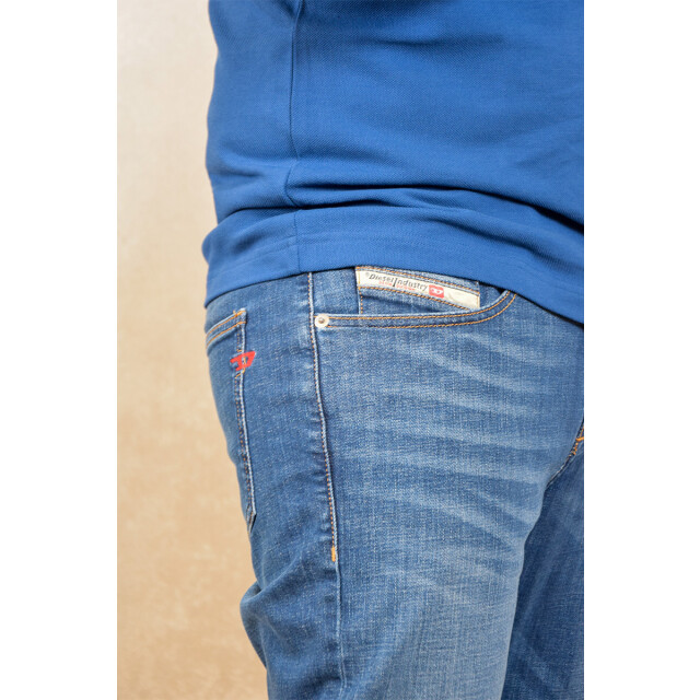 Diesel D-strukt tapered fit 150.30.0820 large
