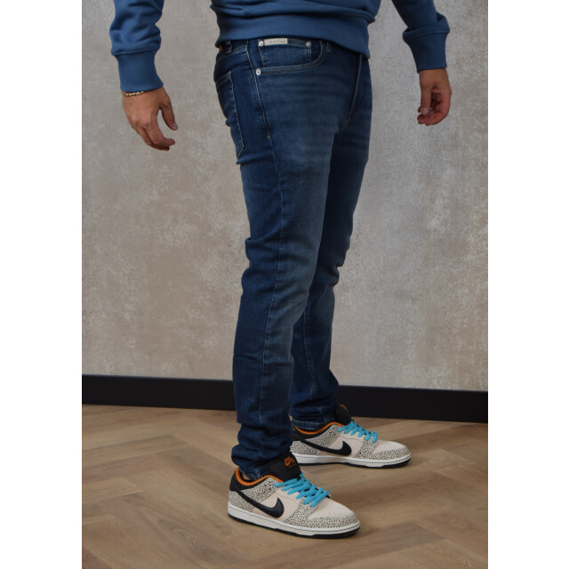 Calvin Klein Skinny fit 150.30.0833 large