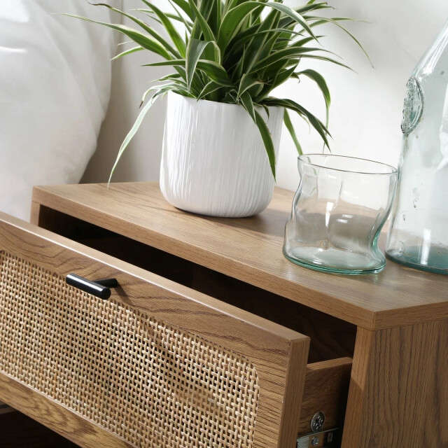 CaliCosy Nachtkastje met 2 lades, rotan fronten en decoratieve houten poten l45 cm alia 3034507 large