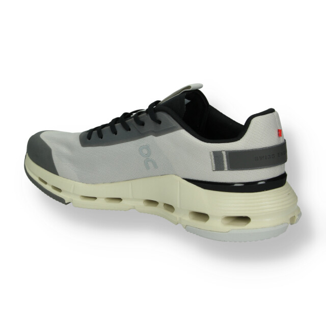On Running Cloudnova form 2 3me30152325 ON cloudnova form 2 3me30152325 large