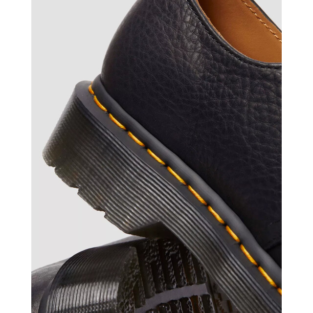 Dr. Martens 1461 ambassador 31994001 large