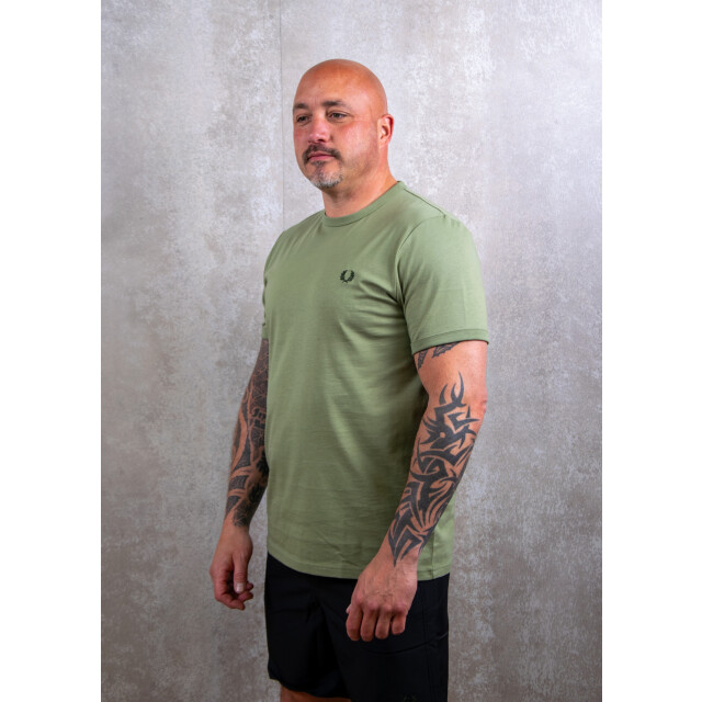 Fred Perry Ringer t-shirt 100.40.0728 large