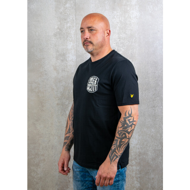 Lyle and Scott Embroidered badge graphic t-shirt 100.10.1251 large