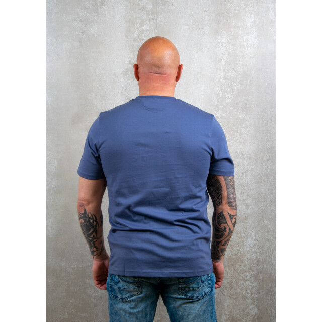 Lyle and Scott Pocket t-shirt 100.30.1251 large