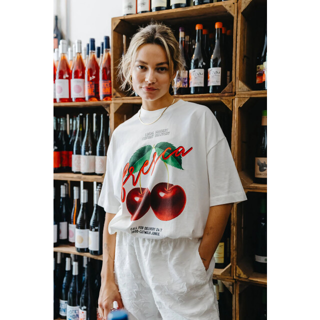 Catwalk Junkie 2502020229 oversized graphic tshirt 2502020229 Oversized graphic Tshirt large
