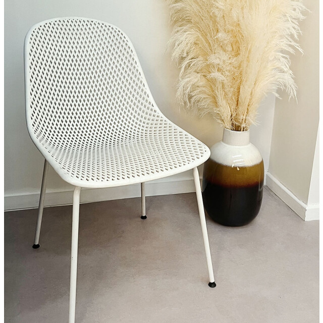 Alterego Viky geperforeerde designstoel 585x465x825 cm 3191380 large