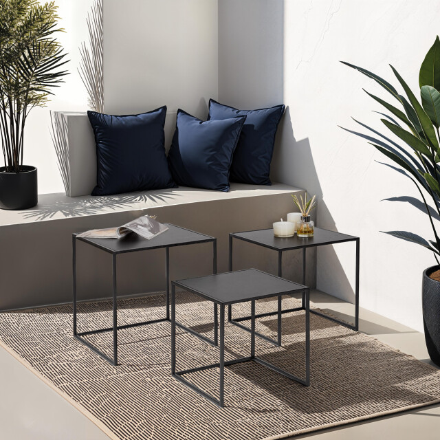 Alterego Set van 3 nestbare bijzettafels baggy 50x50x50 cm 3191461 large