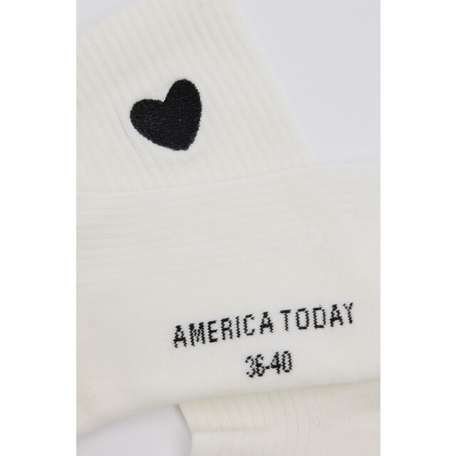 America Today Thabo fun 1522002449 010 large